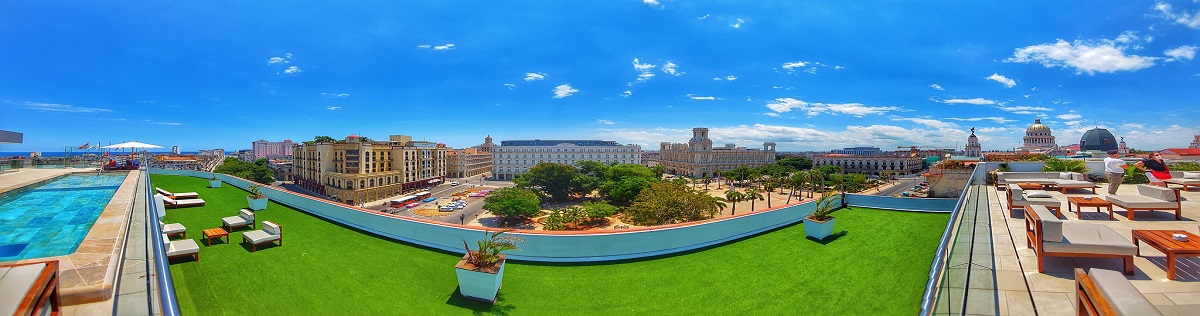 Panoramica Parque Cnetral, Habana Vieja, Cuba Travel